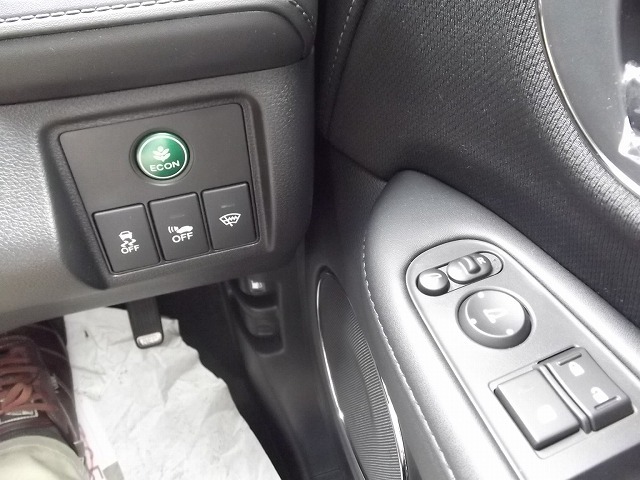 2014 Honda VEZZEL HYBRID Z Navi Special PKG 2014 Honda VEZZEL HYBRID Z Navi Special PKG