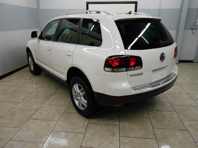 2008 Volkswagen TOUAREG 2 VR6 FSI 2008 Volkswagen TOUAREG 2 VR6 FSI