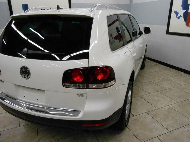 2008 Volkswagen TOUAREG 2 VR6 FSI 2008 Volkswagen TOUAREG 2 VR6 FSI