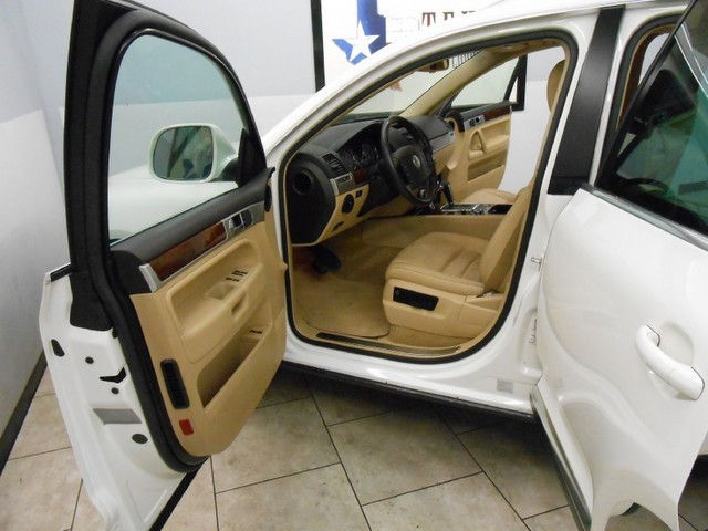 2008 Volkswagen TOUAREG 2 VR6 FSI 2008 Volkswagen TOUAREG 2 VR6 FSI