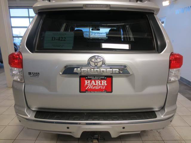 2010 Toyota 4RUNNER SR5 4WD 2010 Toyota 4RUNNER SR5 4WD