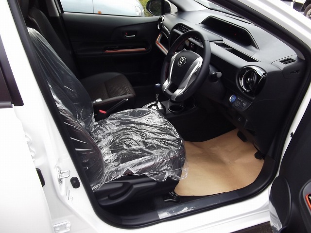 2014 Toyota AQUA X-URBAN Smart Entry PKG 2014 Toyota AQUA X-URBAN Smart Entry PKG